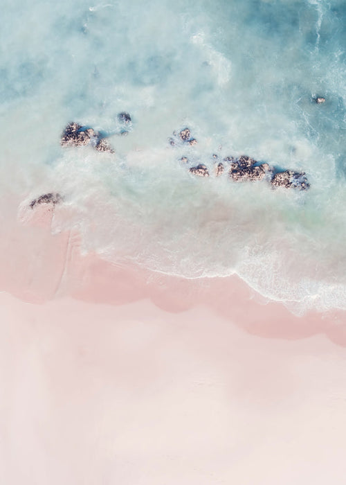 Landschap kunst: roze strand luchtfoto