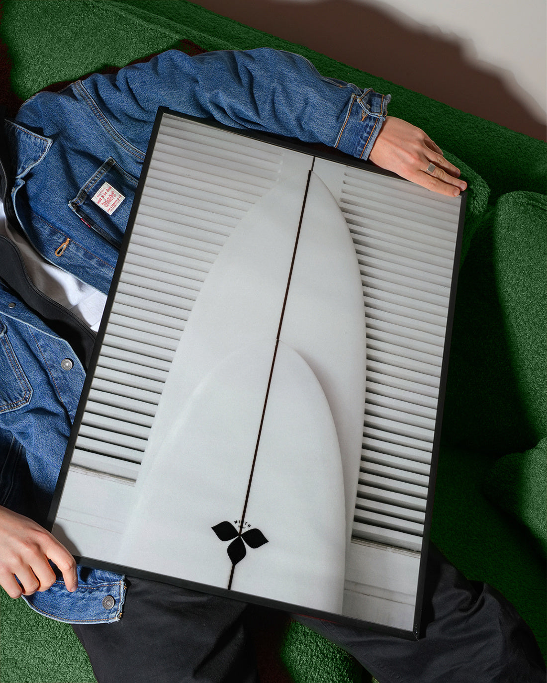 Beach surfboard symetrie 1 - Framed poster detail
