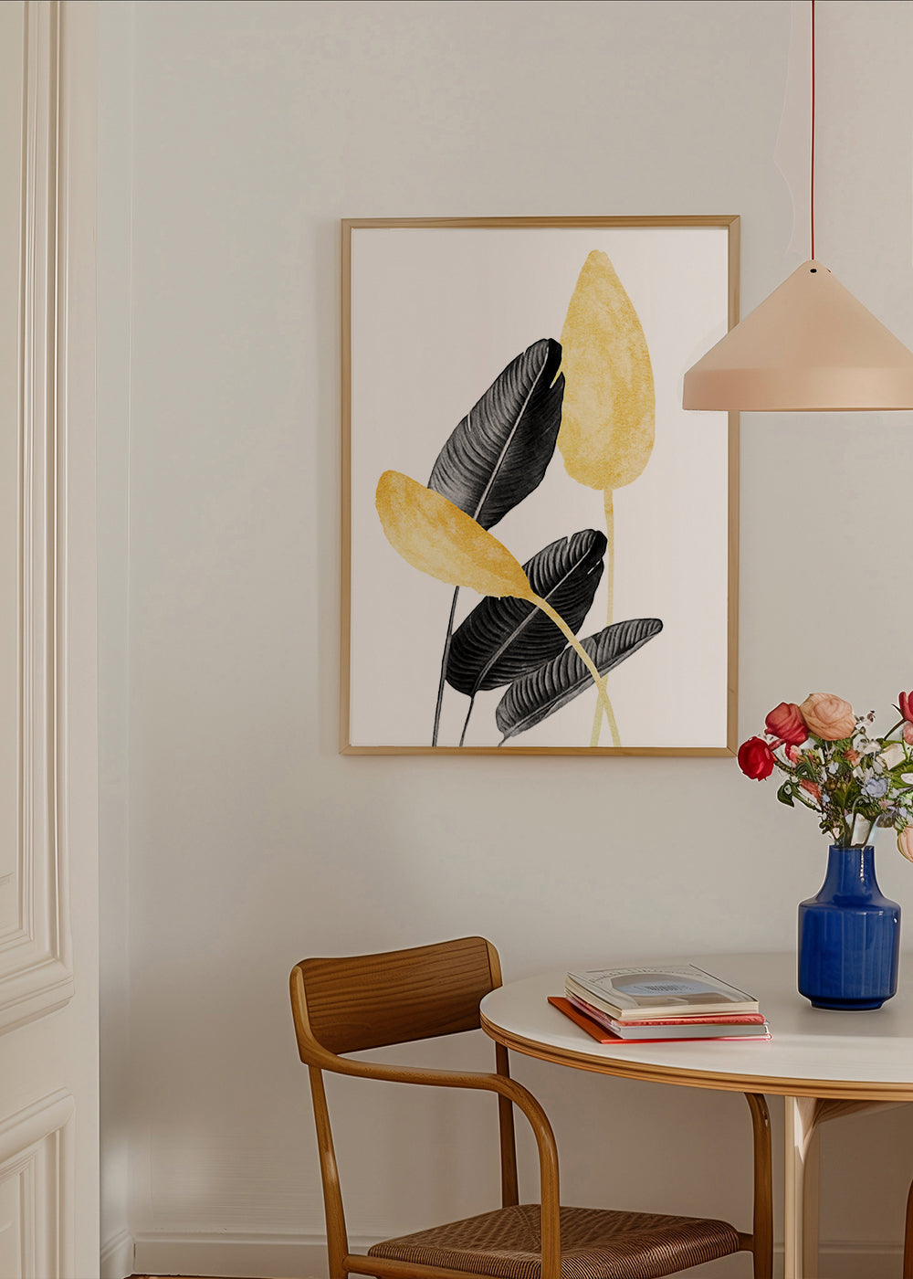 Botanische print met zwarte bladeren en goud