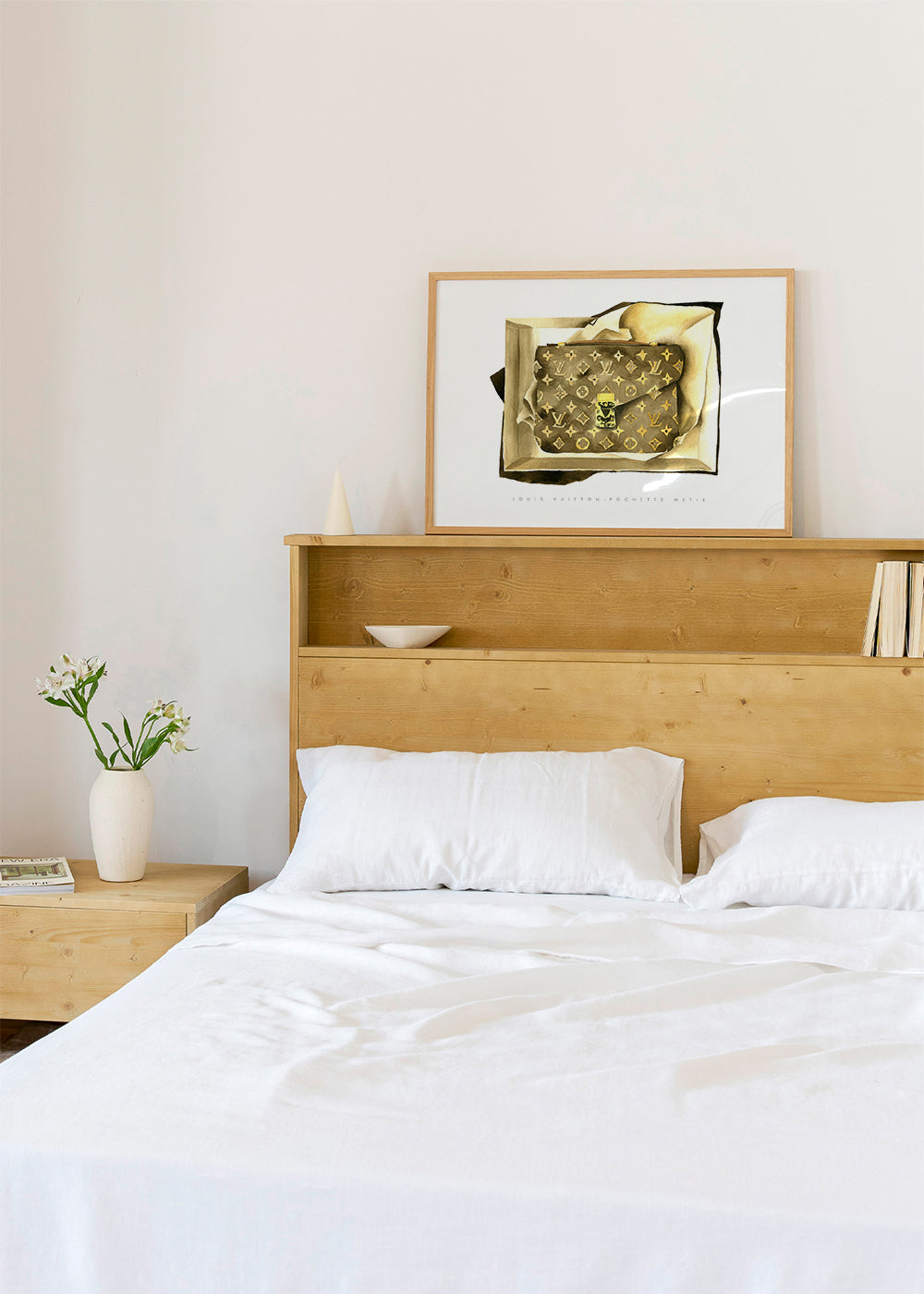 LV Pochette
