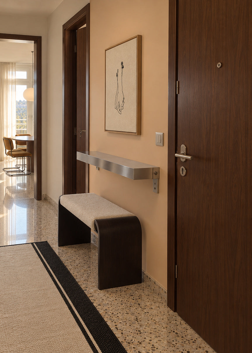 Bloom - Framed canvas in an interior