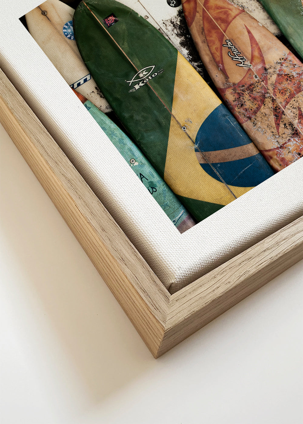 Sportkunst met vintage surfboards