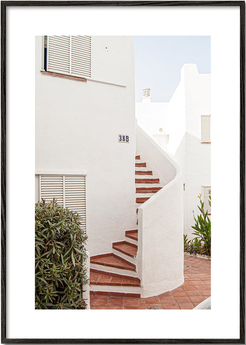 Fotografie witte trap met Mediterraan patio