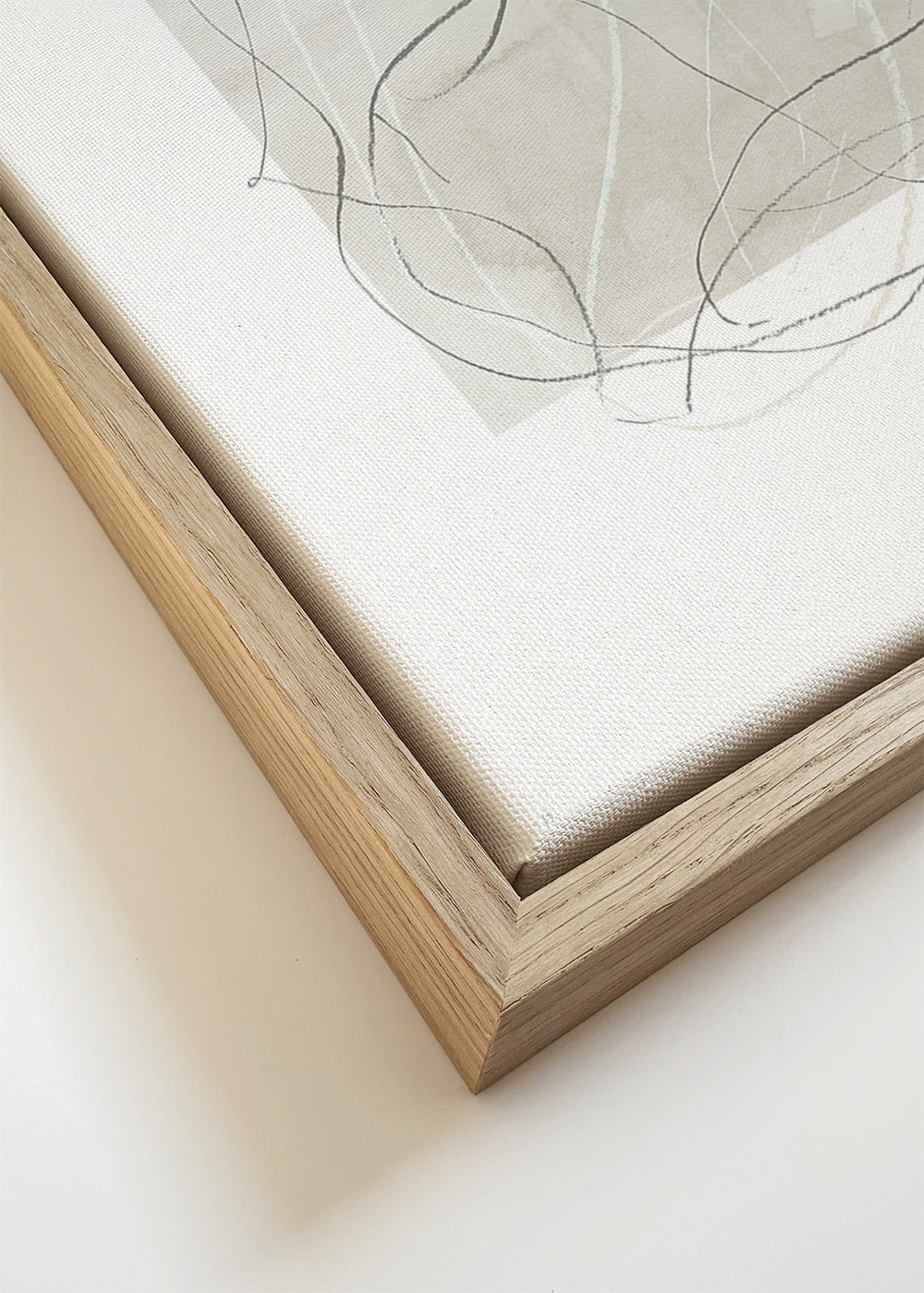 Abstract kunst: beige vlak met grijze lijnen