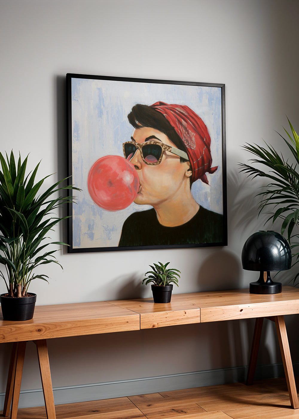 Vintage poster vrouw met zonnebril en kauwgom