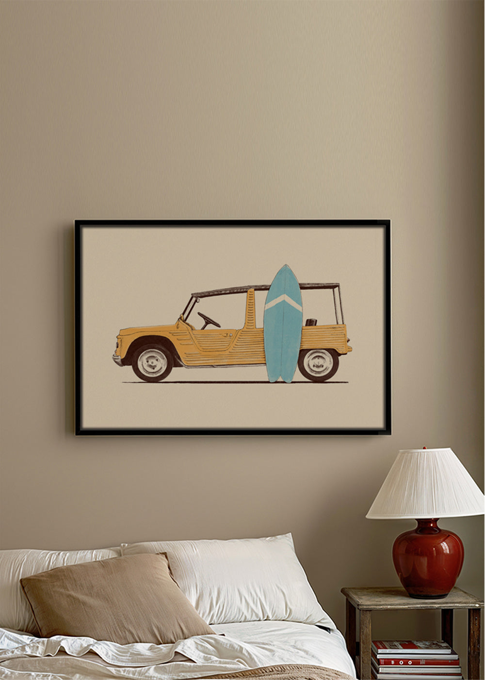 Vintage poster met auto en surfplank