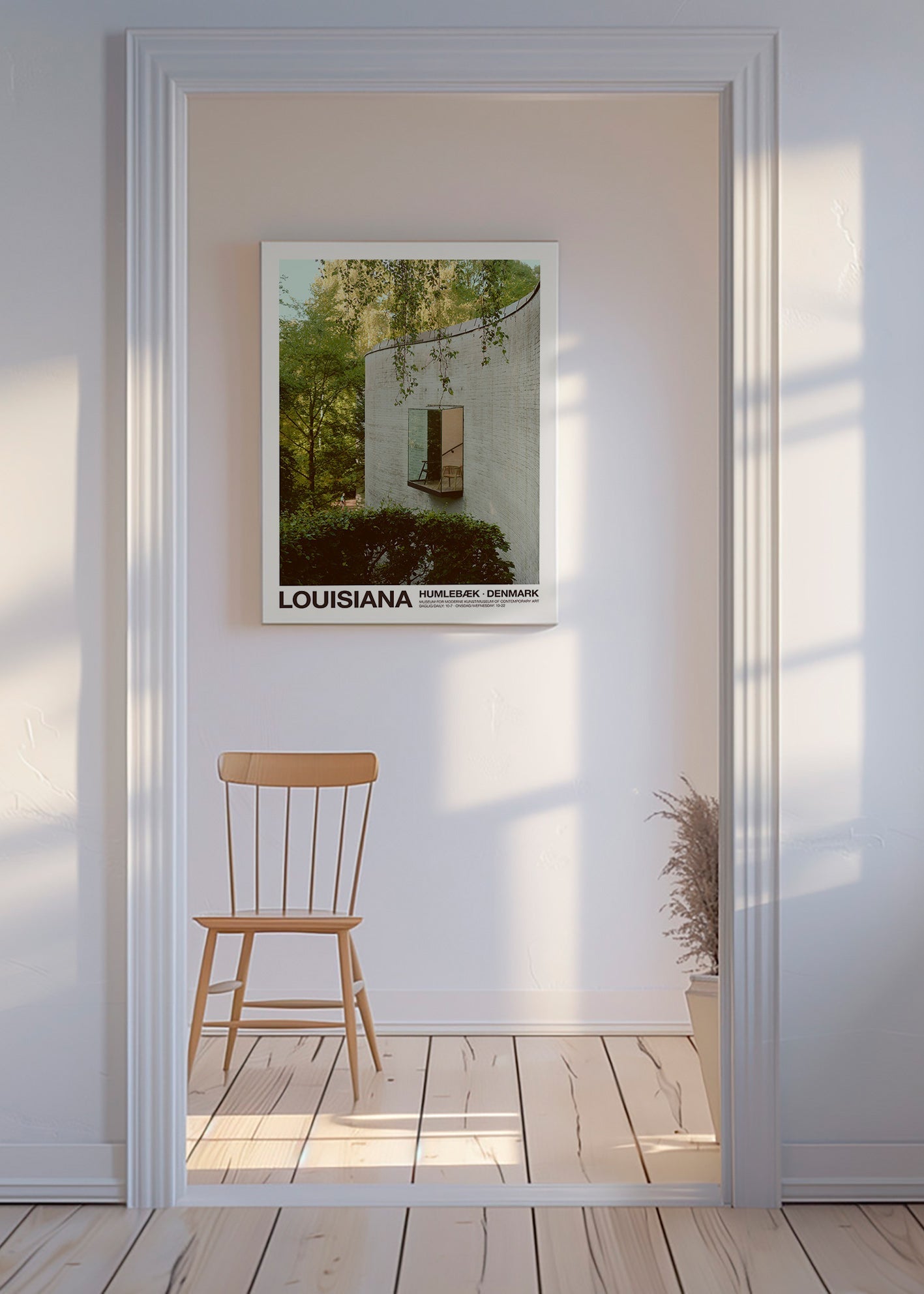 Fotografie van gebogen architectuur met uitkragend raam