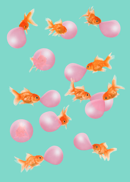 Kunstwerk goudvis met roze bellen