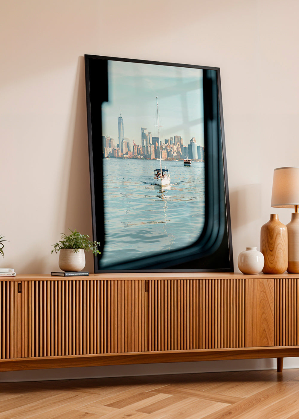 Reisposter met zeilboot en stadssilhouet – Product3