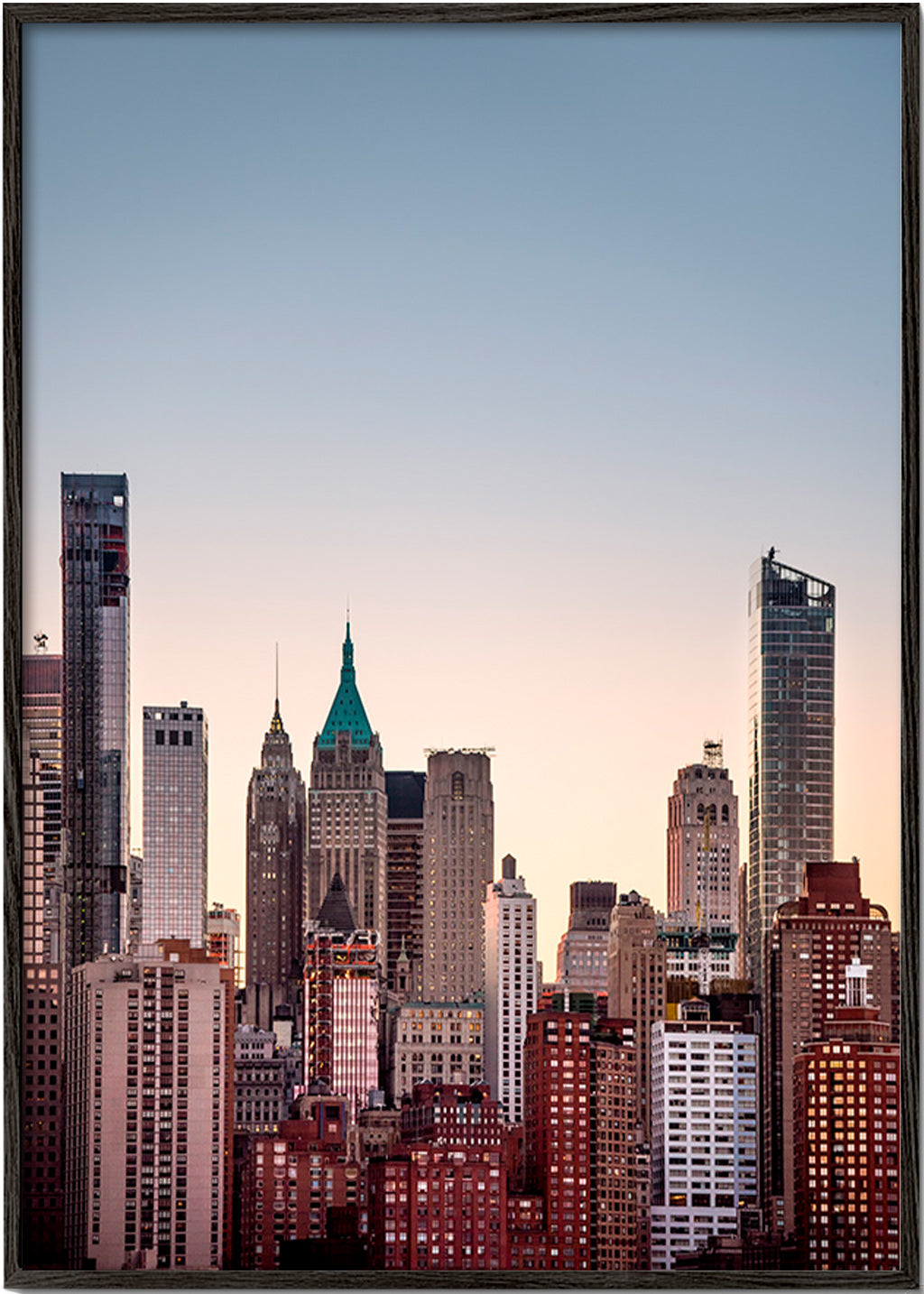 Stadsposter met skyline in de schemer – Black Frame