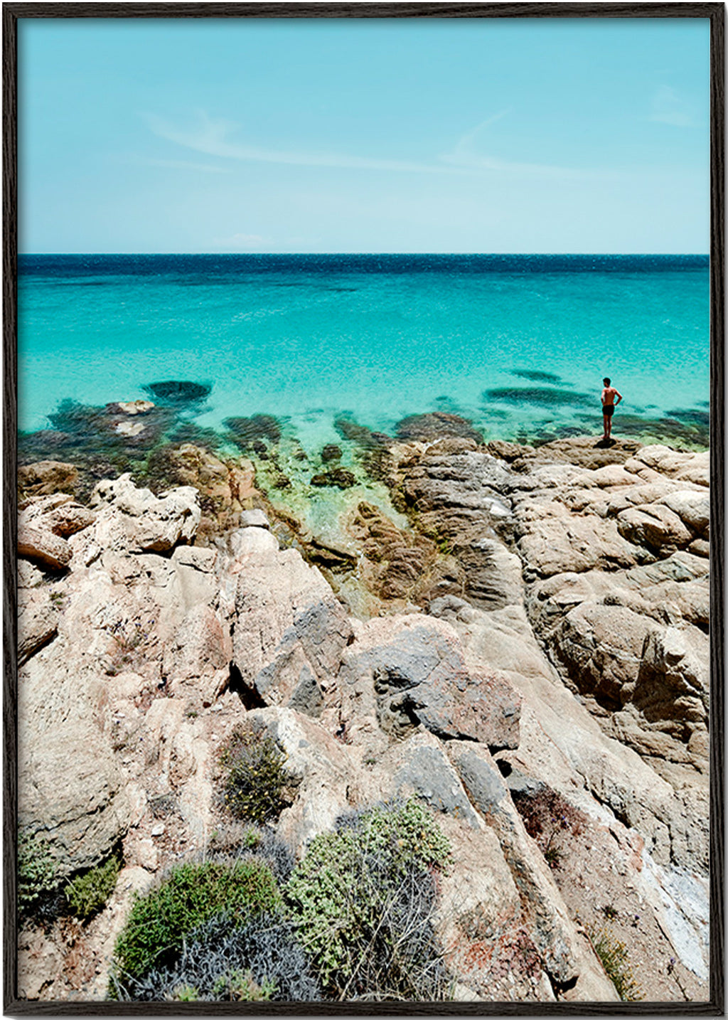 Landschap kunst: rotsachtige kust met turkoois zee – Black Frame