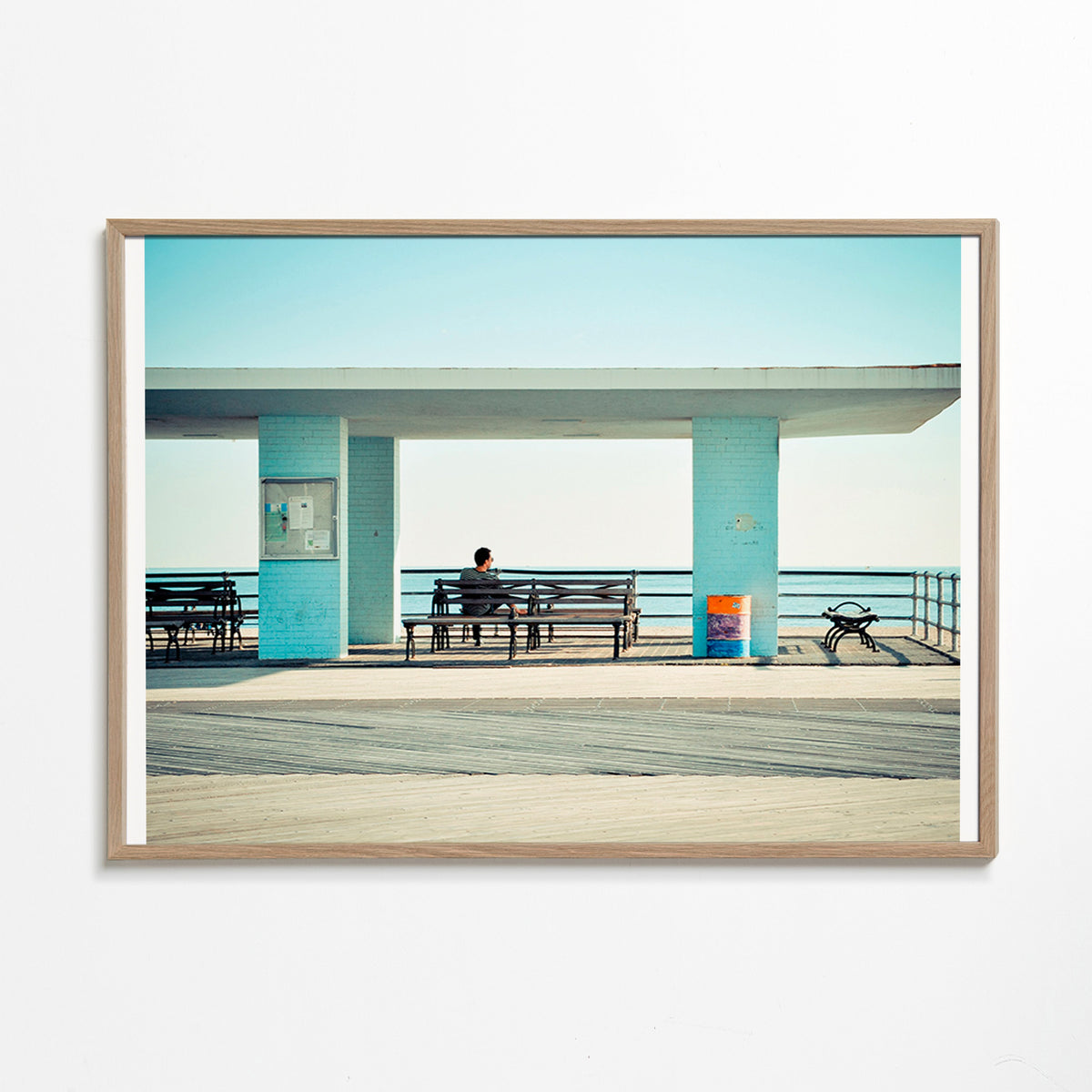 Pier-fotografie met eenzame bank – Oak Frame