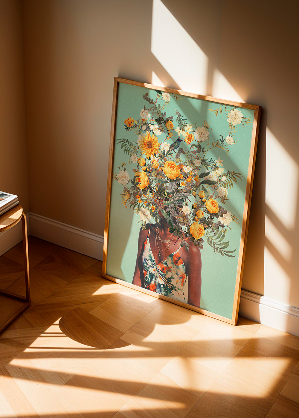 Botanische print met portret en bloemenkroon