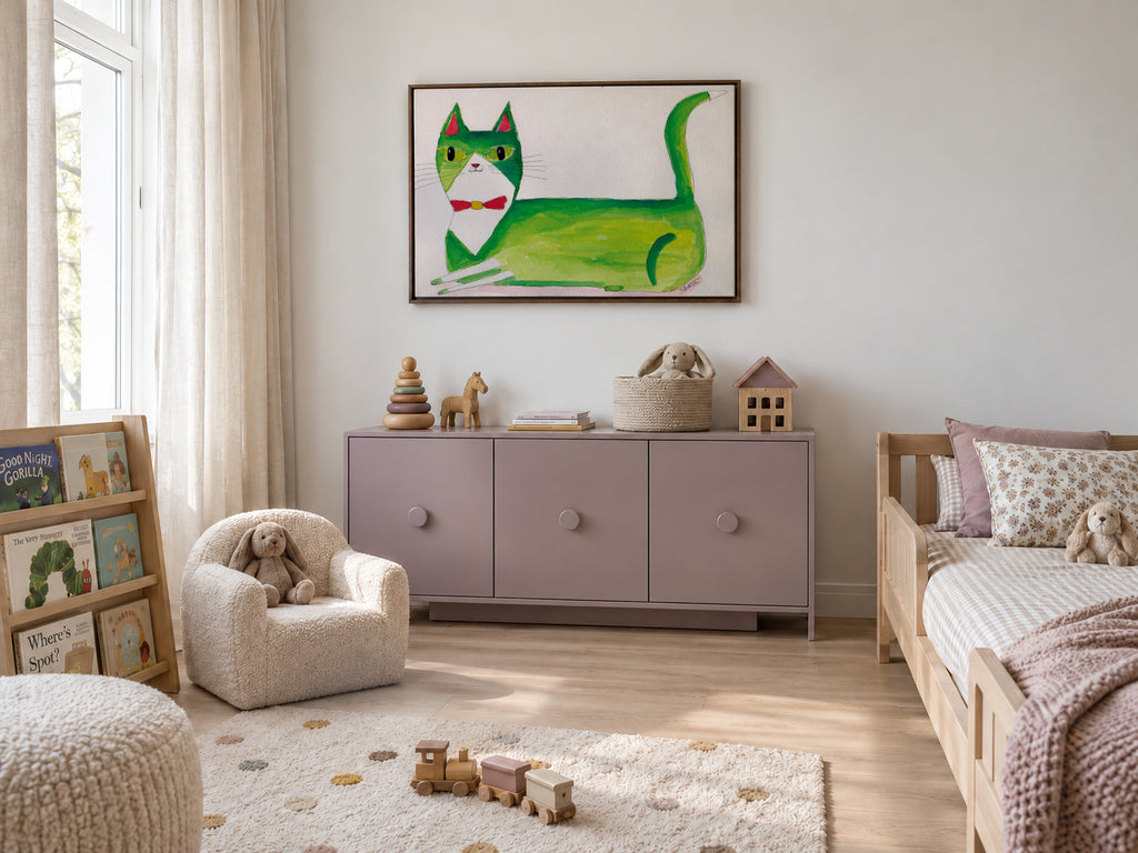 The green cat - Framed canvas in an interior