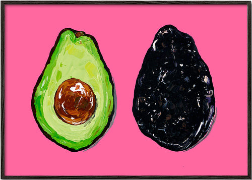 Keuken kunst: avocado op roze achtergrond