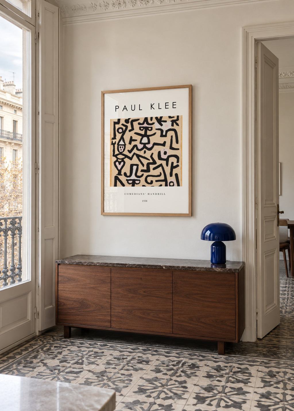 Comedians' Handbill Exhibition White - Paul Klee - Framed poster in an interior