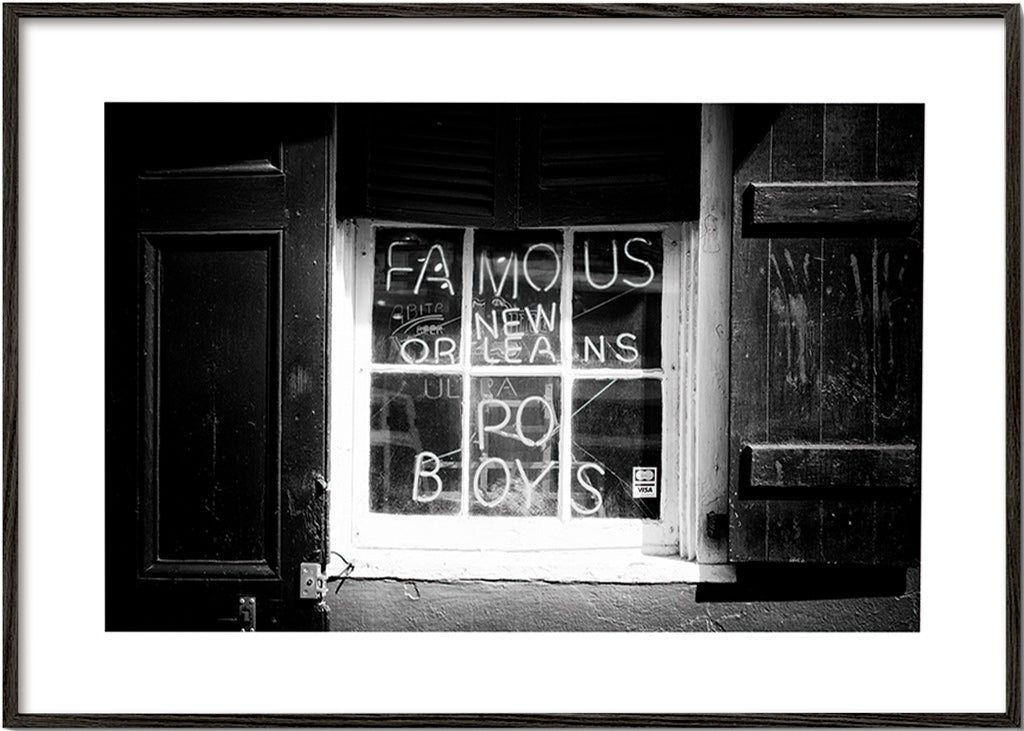 Keuken kunst: New Orleans bord in zwart-wit – Black Frame