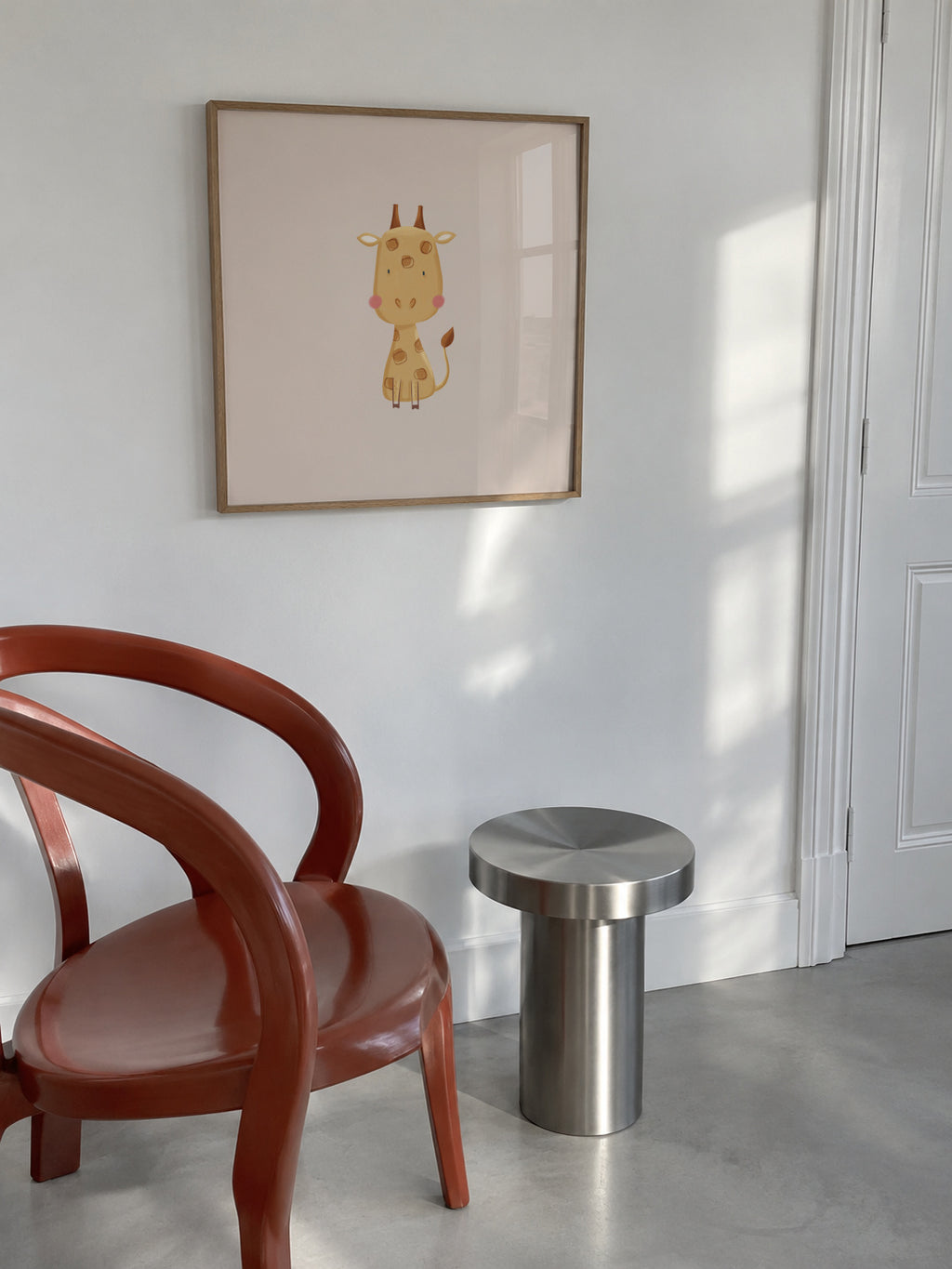 Giraffe - Framed poster in an interior