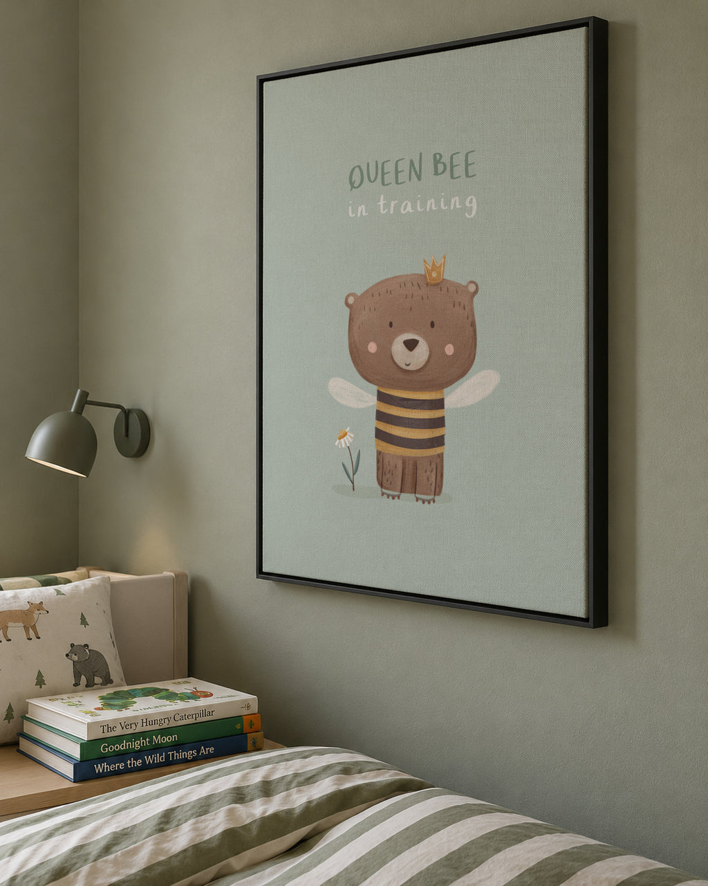Queen bee sage green - Framed canvas in an interior