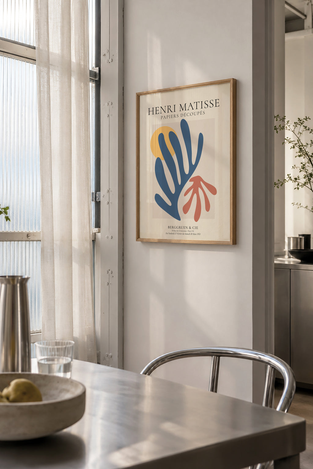 Henri Matisse papiers découpés IV - Framed poster in an interior