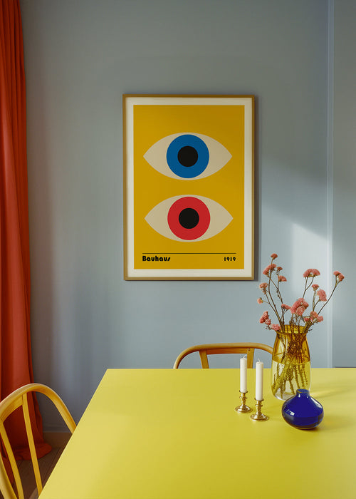 Geometrische poster Bauhaus met rode en blauwe ogen