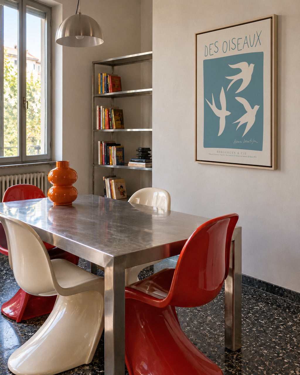 Henri Matisse,Des Oiseaux - Framed canvas in an interior