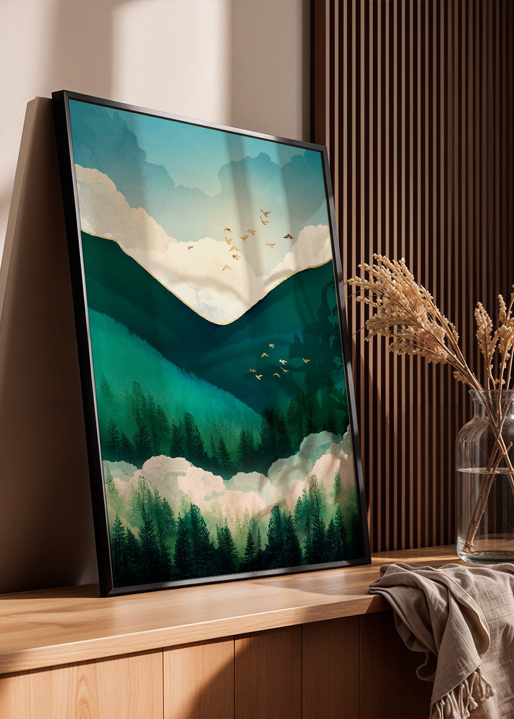 Landschap kunst: smaragdheuvels met vliegende vogels