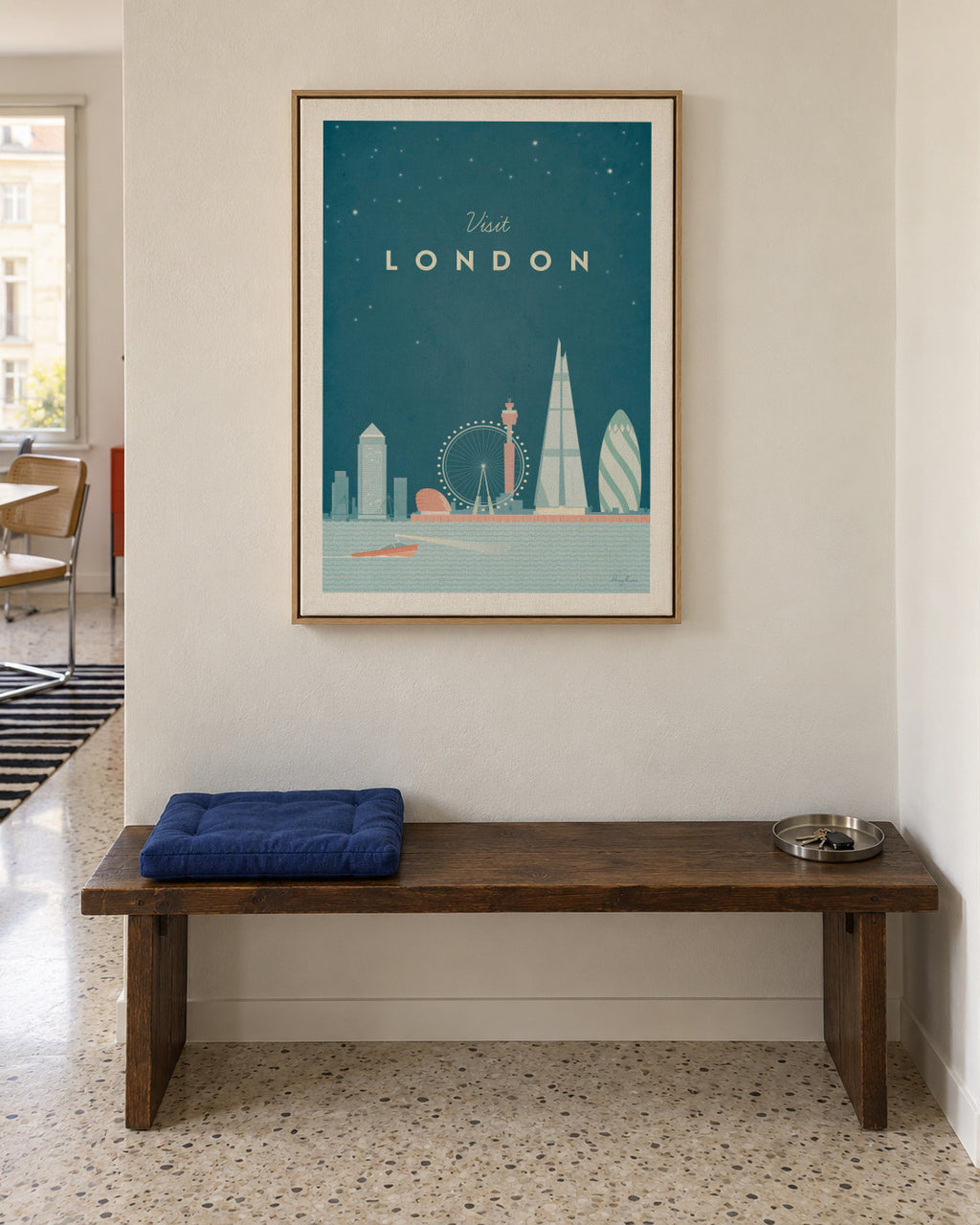 London - Framed canvas in an interior