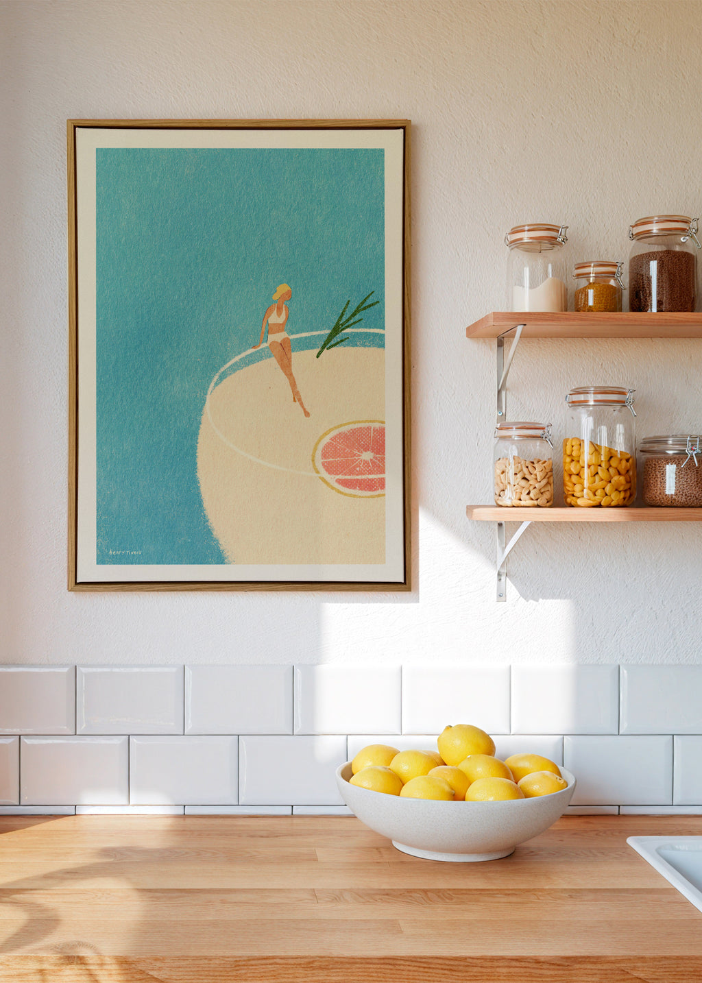 Gin and Tonic - Framed canvas in an interior