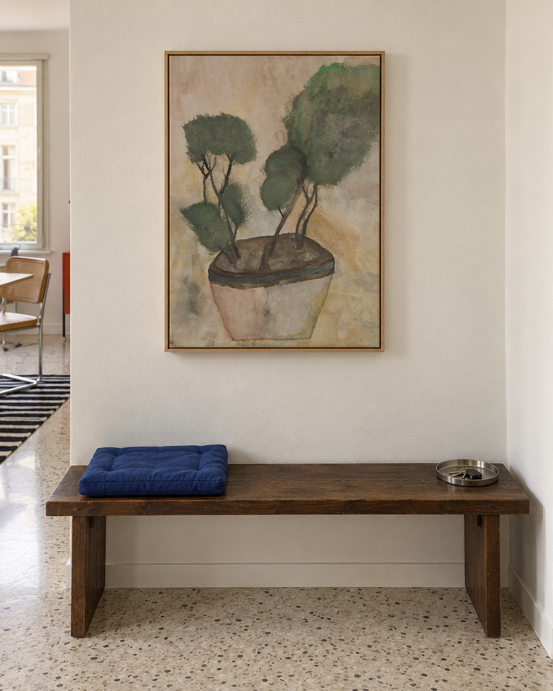 Un quadre imponent - Aina Fuster - Framed canvas in an interior