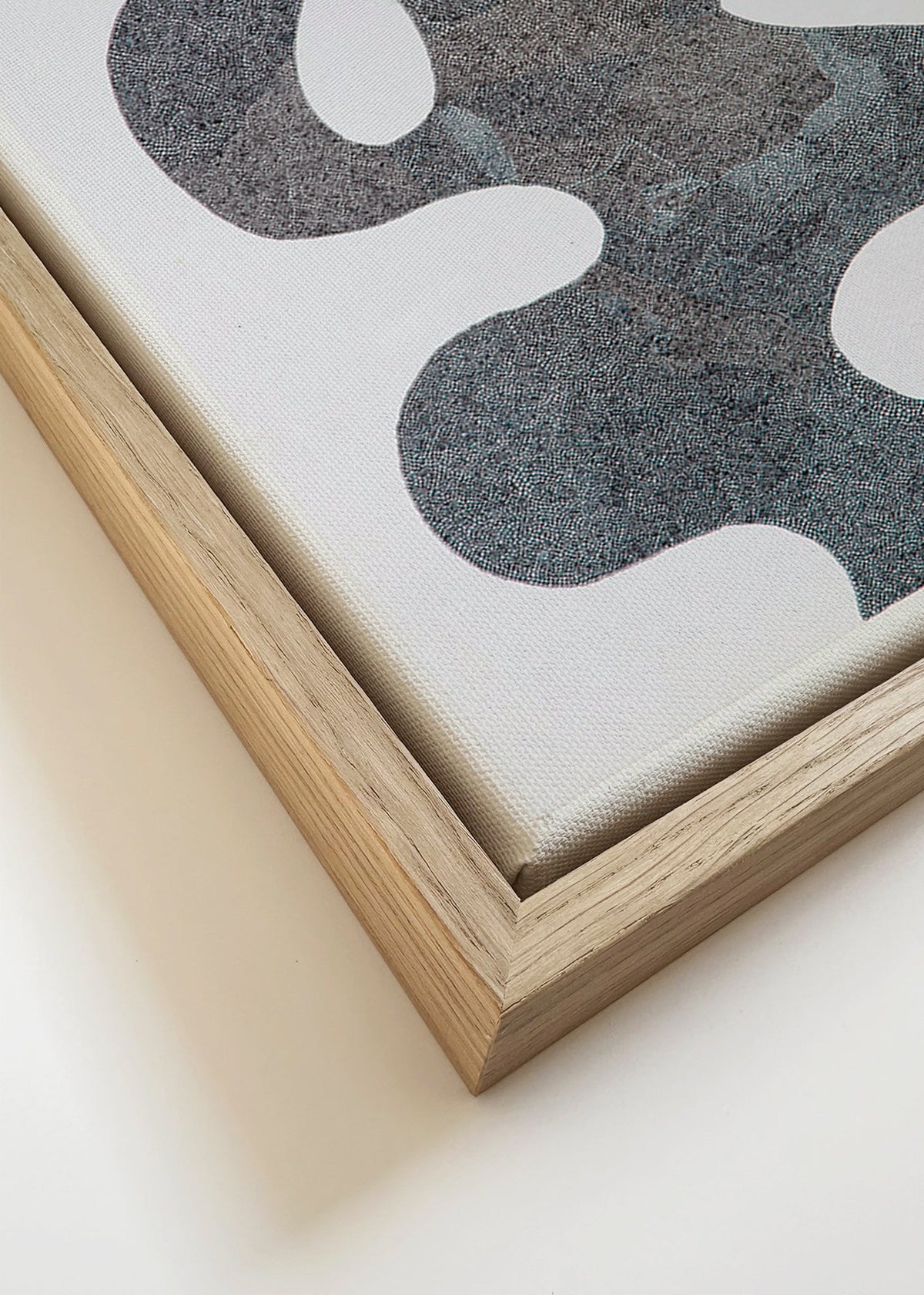 Gestipt abstract kunstwerk met grote silhouet – Canvas detail