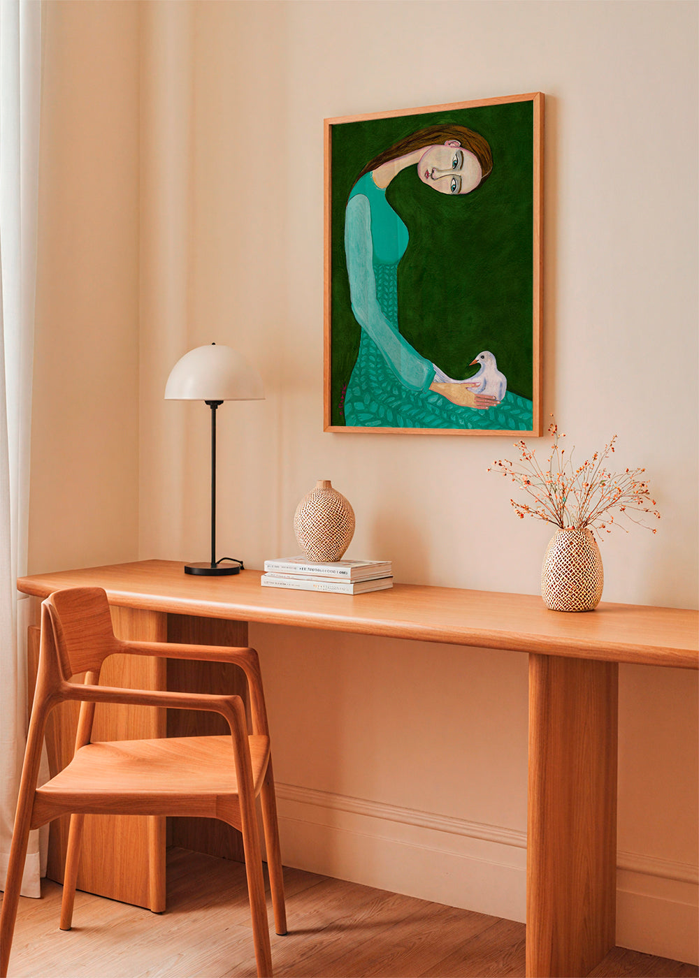 Vrouwelijke illustratie met duif op groen