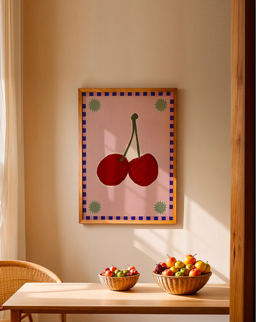 Keuken kunst met kersen-duo op roze