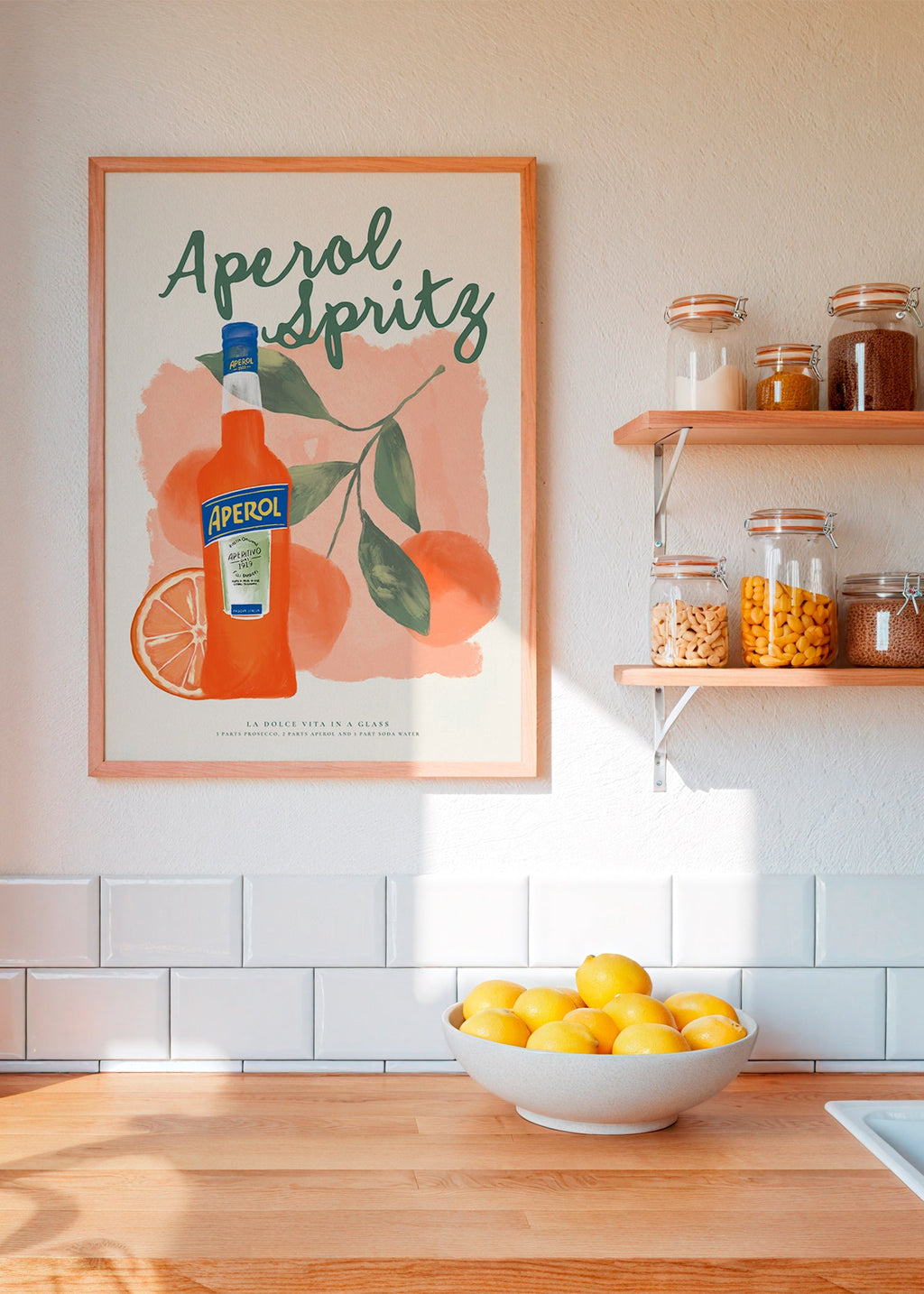 Keuken kunst Aperol Spritz fles met sinaasappels