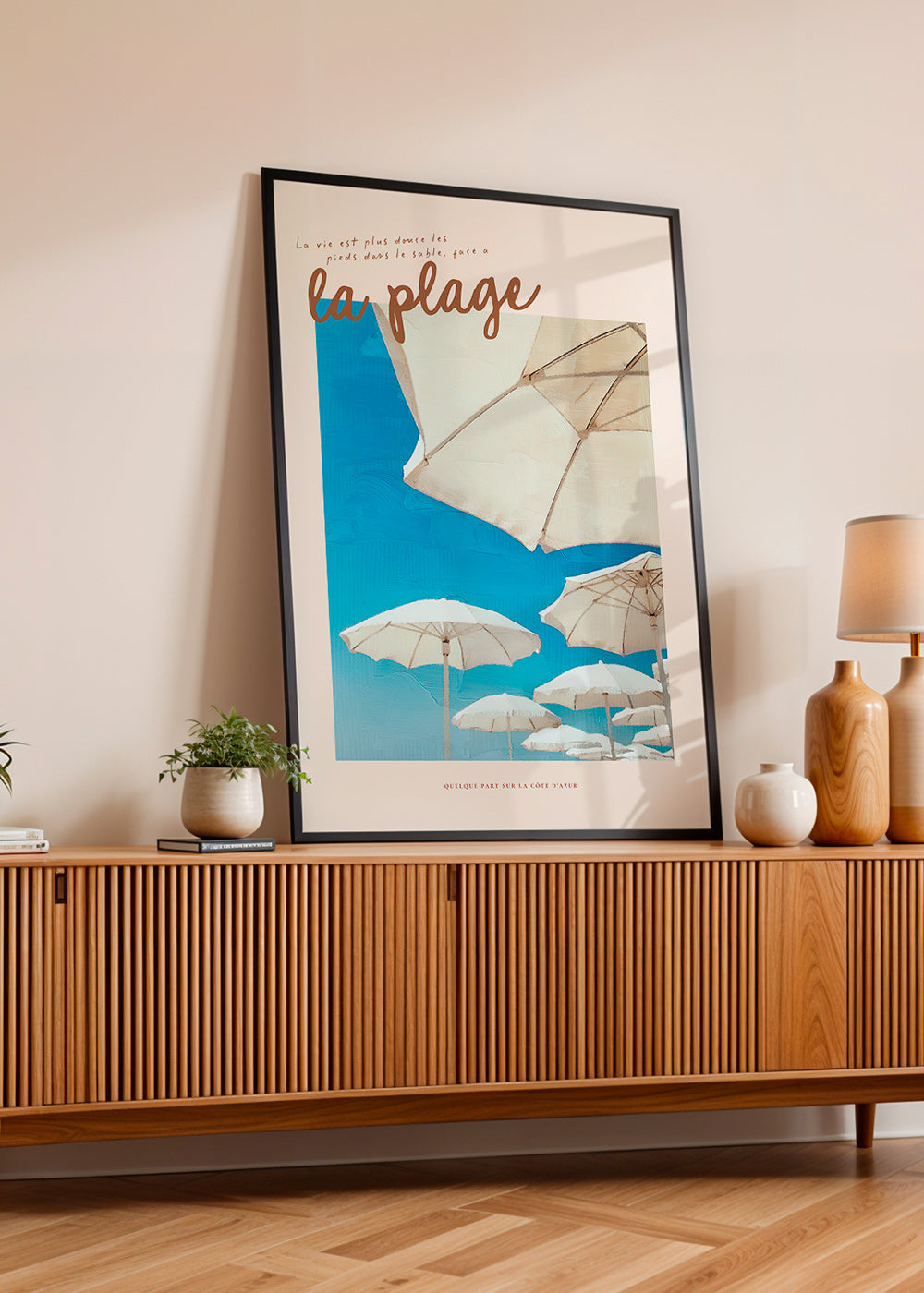 Kustlandschap met parasols
