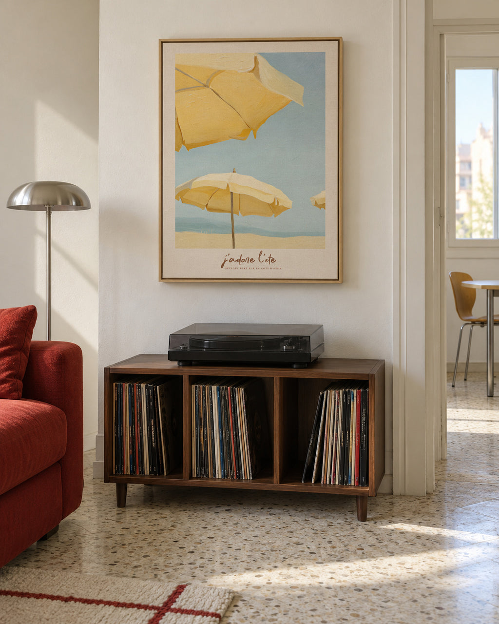 Le été - Framed canvas in an interior