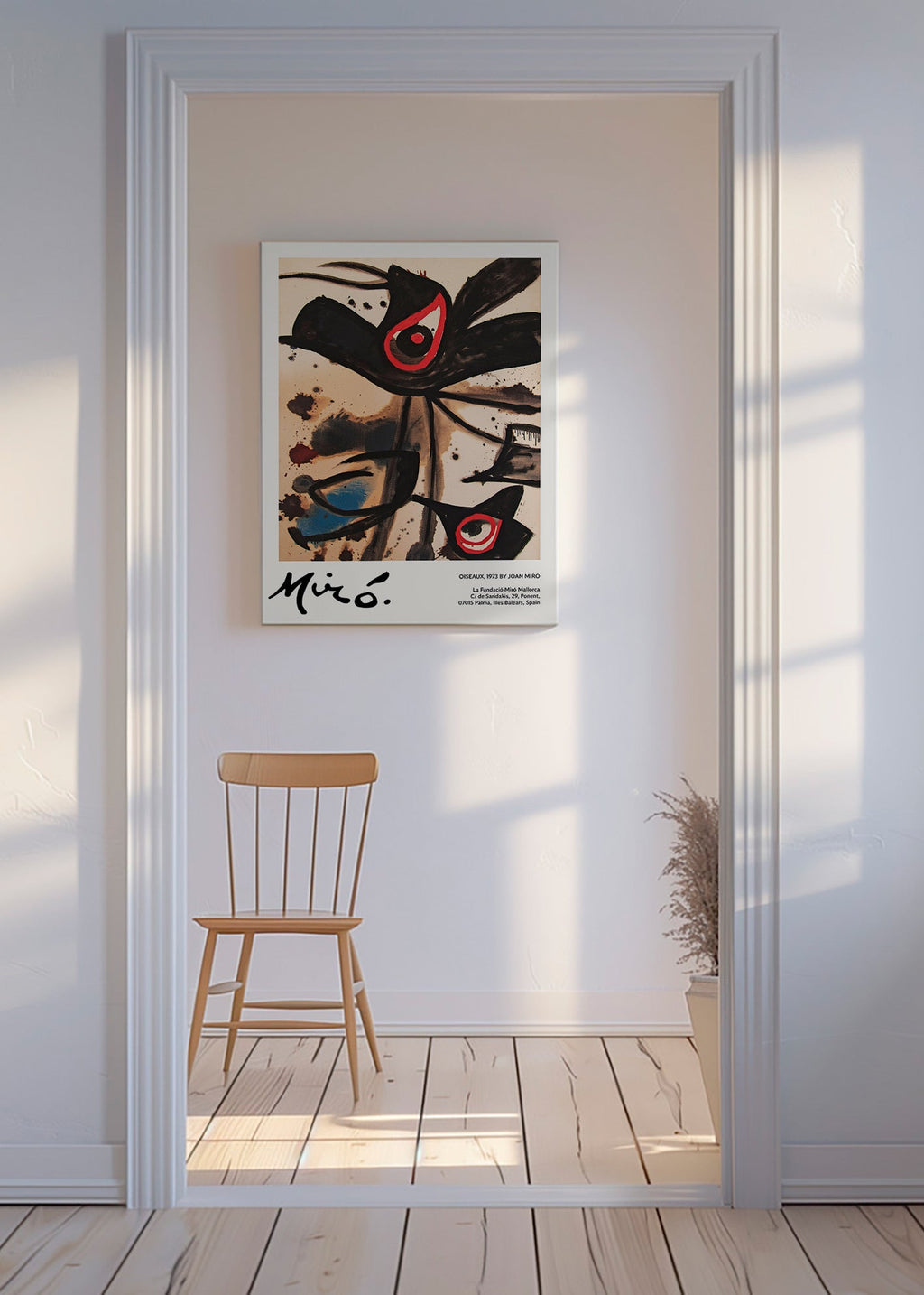 Abstract kunstwerk met zwarte vogelmotieven