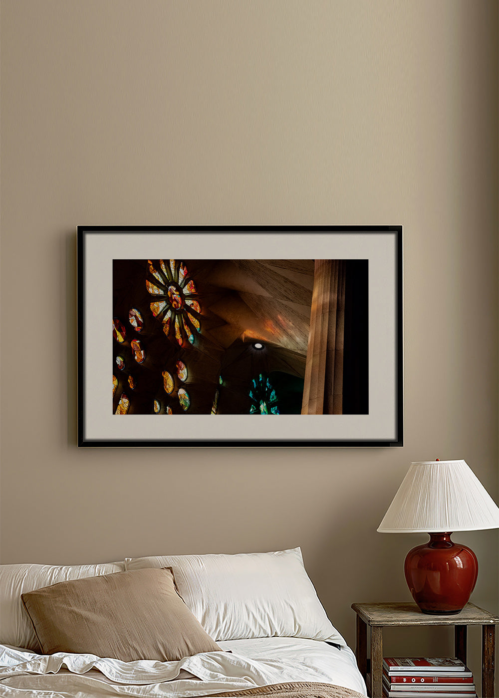 Architectuurfotografie van glas-in-lood met warm licht