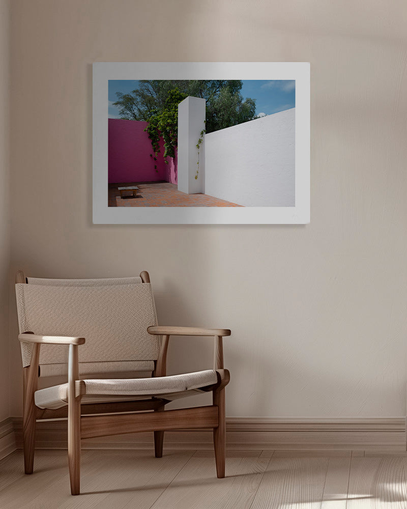 Minimalistisch design hof in roze en wit