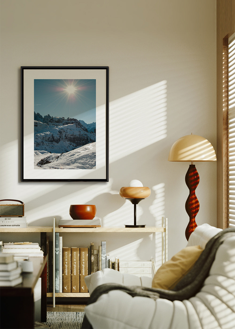 Landschapskunst: besneeuwde toppen onder felle zon