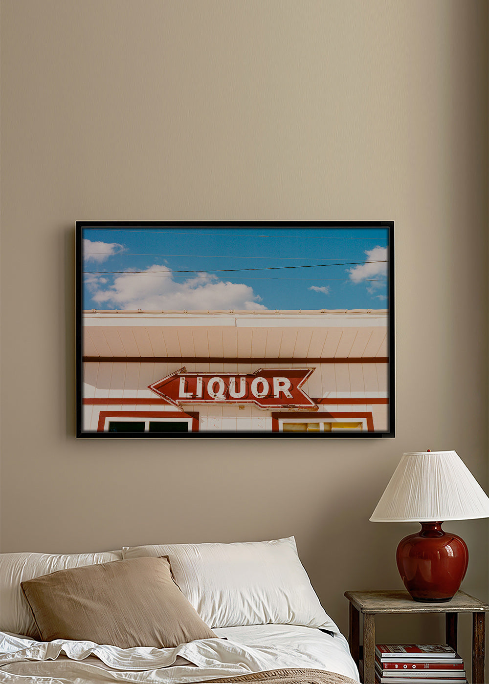 Vintage foto bord 'LIQUOR' tegen blauwe lucht – Canvas2