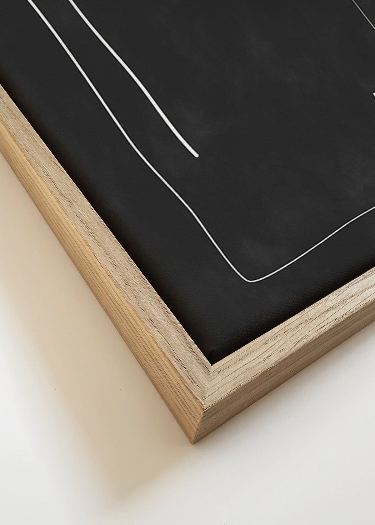 Minimalistische print met witte lijnen op zwarte achtergrond – Canvas detail
