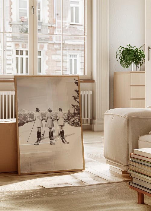 Vintage print Skiers in Line – Product1