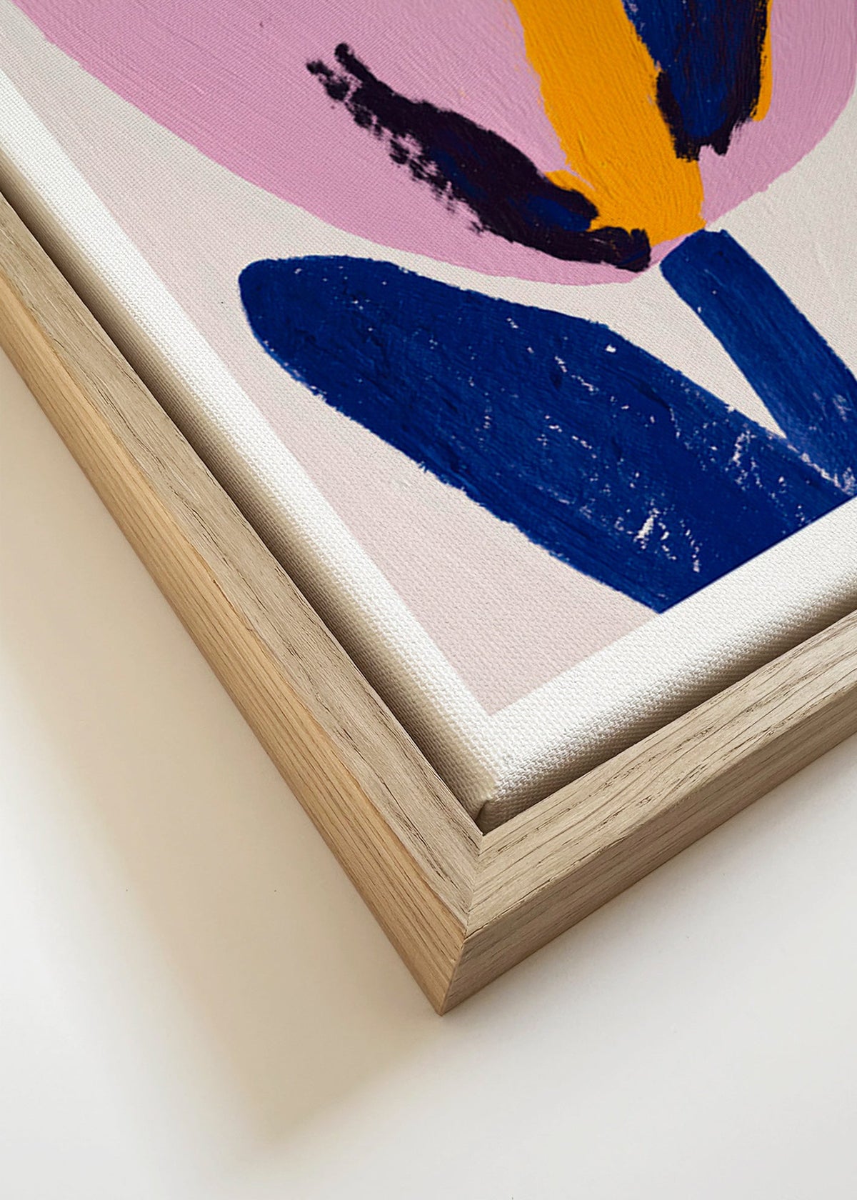 Botanische poster roze bloem met blauwe streken – Canvas detail
