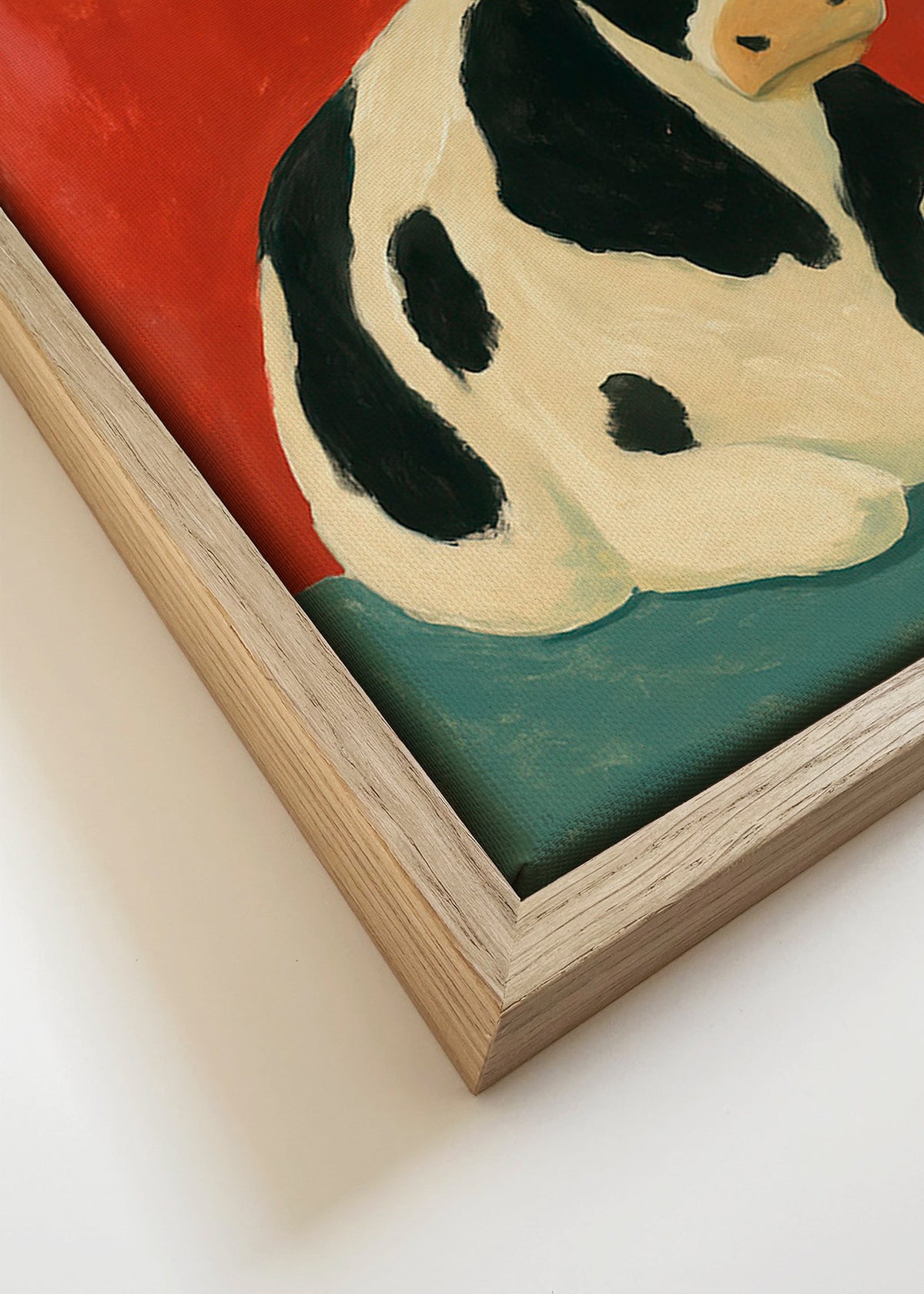 Artwork kalme koe tegen rode achtergrond – Canvas detail