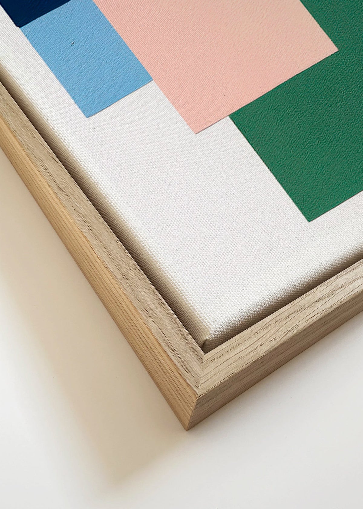 Geometrische poster met gelaagde kleurvlakken – Canvas detail