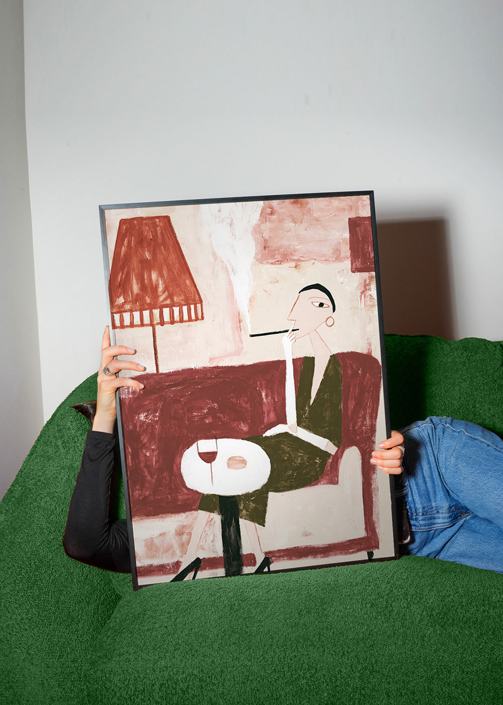 Keuken kunst met zittende vrouw en wijn