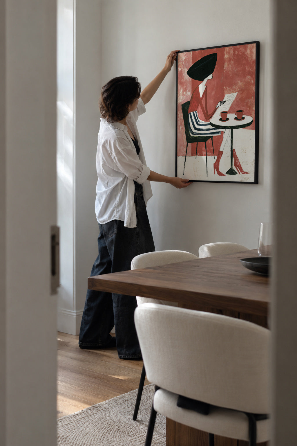 Café Rosé - Framed poster in an interior