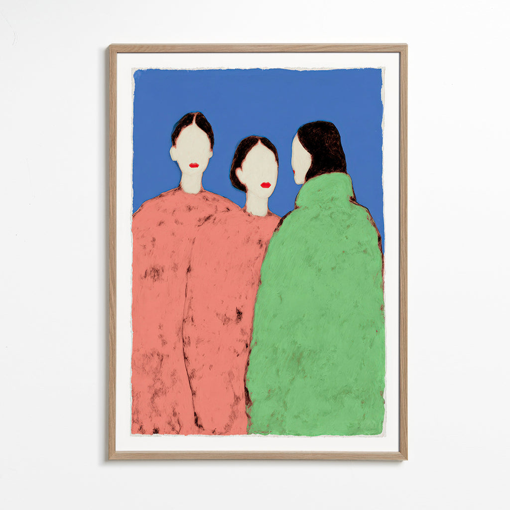 Illustratie van drie gestileerde figuren op blauwe achtergrond