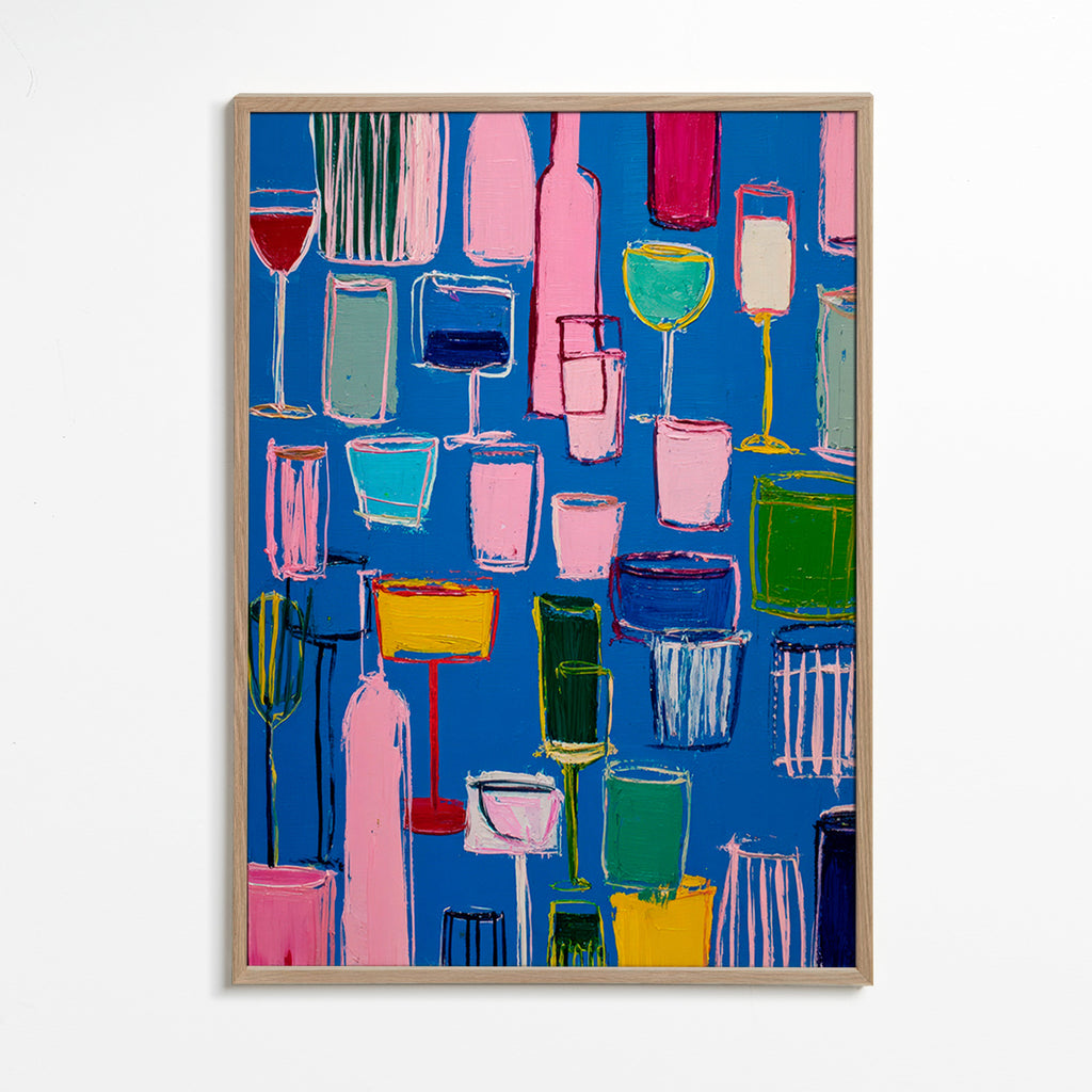 Keuken kunst: kleurrijke cocktails op blauwe achtergrond